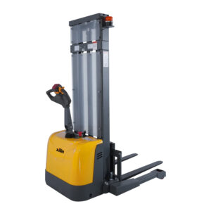 3300 lb Electric Stacker CTD15R-EN-98
